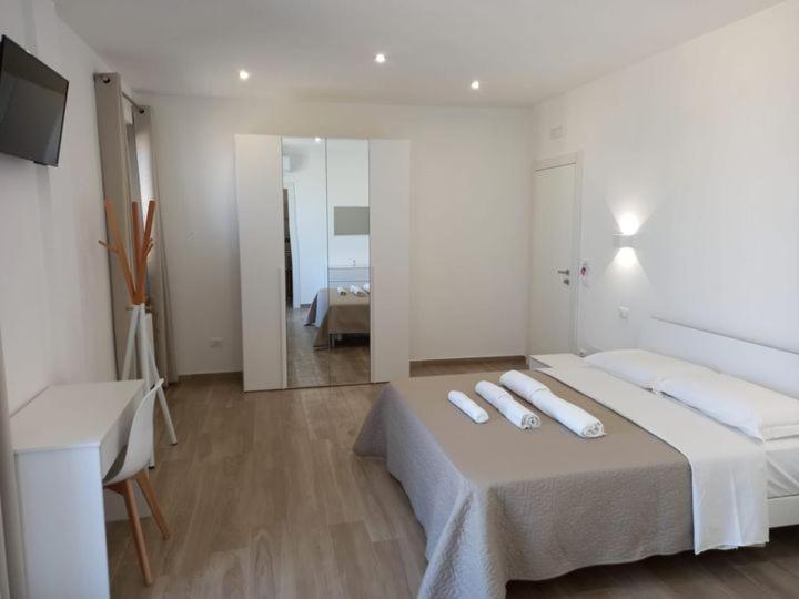 Amare Bed & Breakfast Роди Гарганико Екстериор снимка